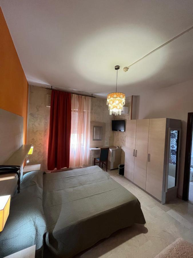 Hotel L'Approdo 브린디시 외부 사진