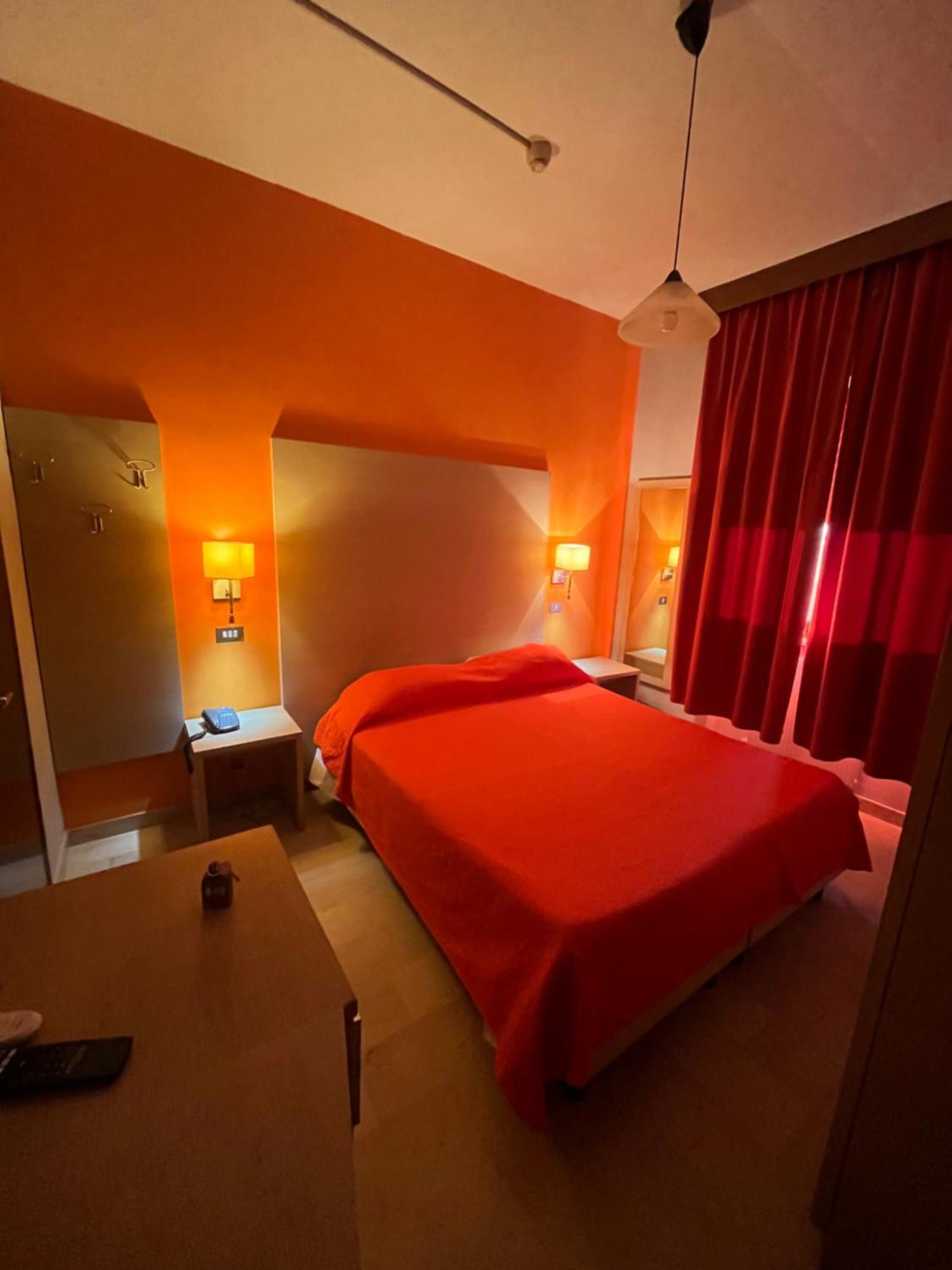 Hotel L'Approdo 브린디시 외부 사진