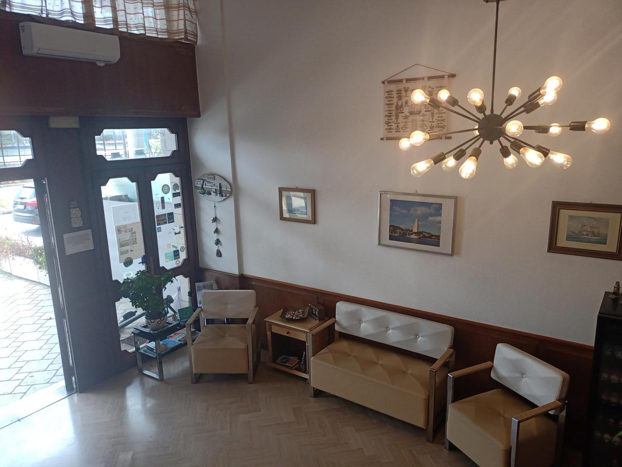 Hotel L'Approdo 브린디시 외부 사진